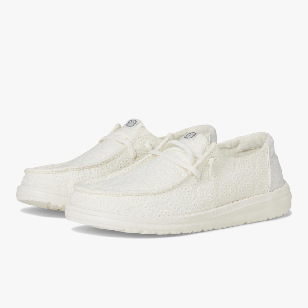 HEYDUDE Girl's Wendy Eyelet Lace (Little Big Kid) Loafer
